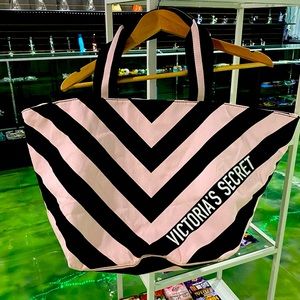 VICTORIA SECRET LARGE TOTE BAG *LIKE NEW*